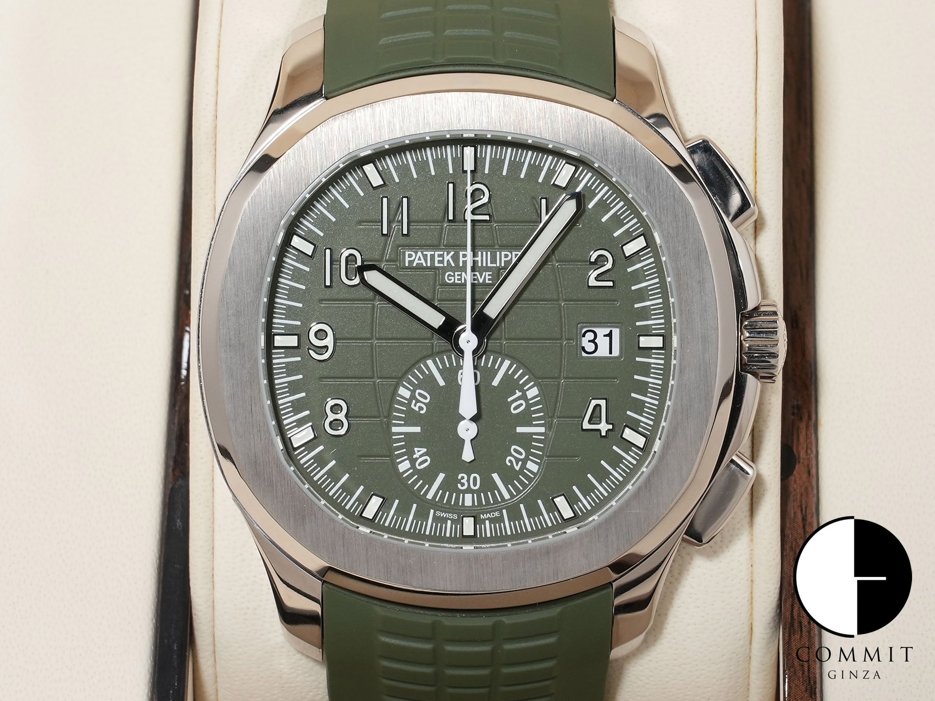 パテックフィリップ アクアノート Ref.5968G-010 ホワイトゴールド カーキグリーン文字盤 中古 g25xfyzr