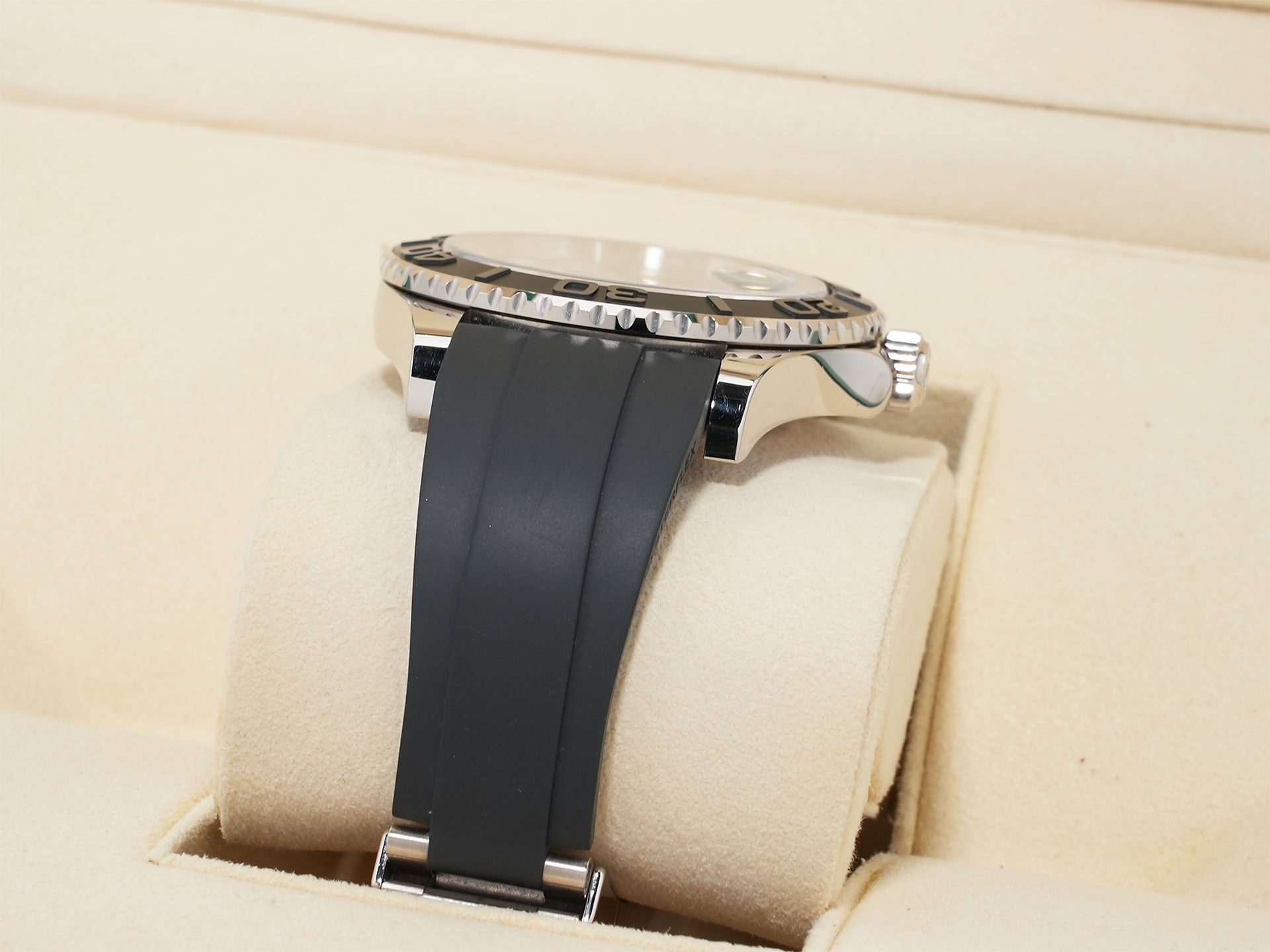 ロレックス ヨットマスター42 Ref.226659 ホワイトゴールド ブラック文字盤 中古 n7qnqvwk