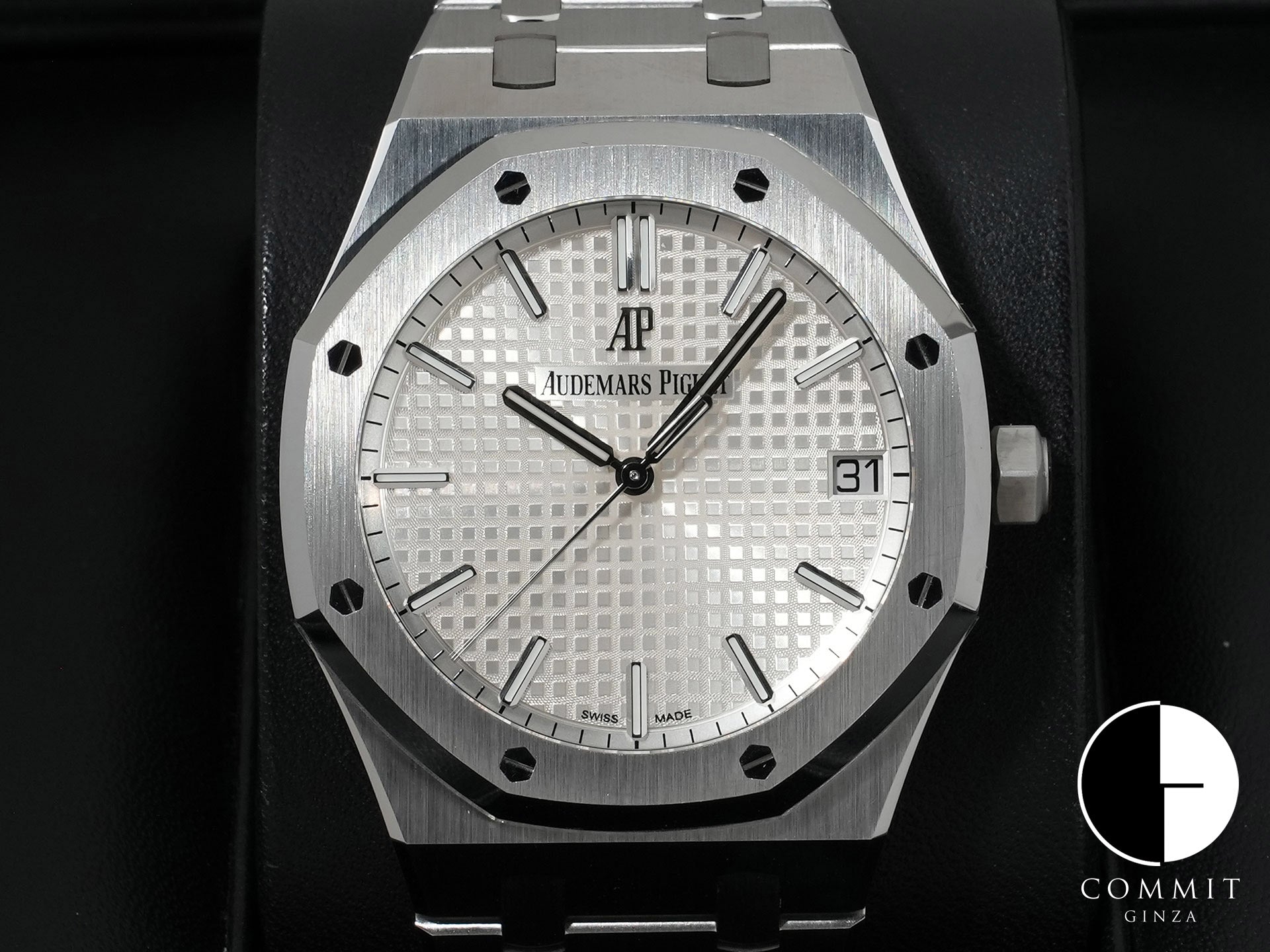 オーデマピゲ ロイヤルオーク Ref.15500ST.OO.1220ST.04 ステンレススチール シルバー文字盤 中古 5eoouafz