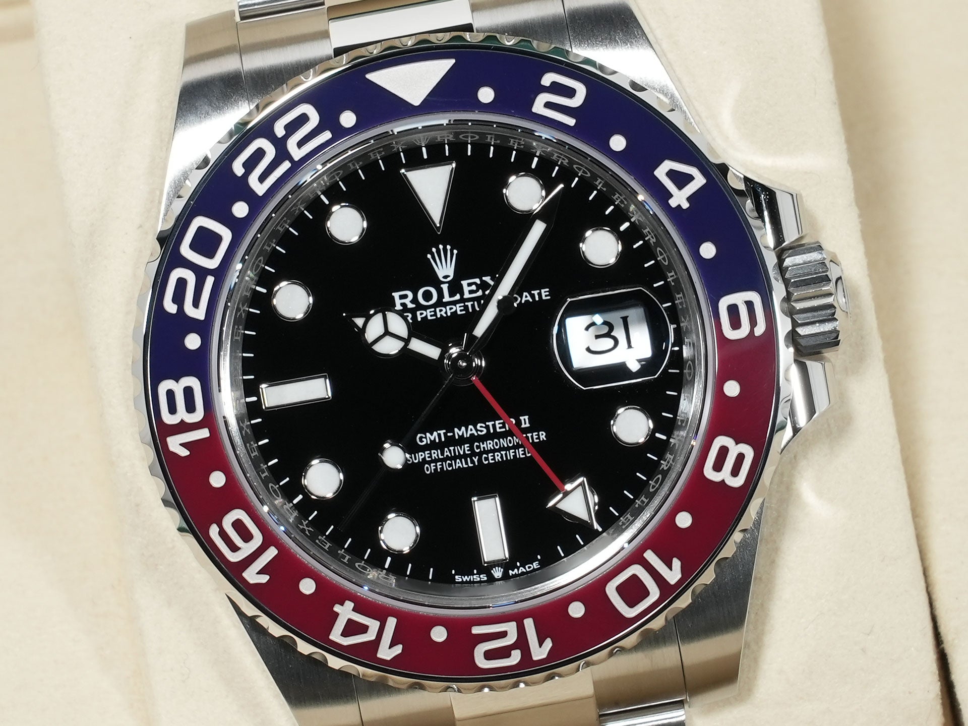 ロレックス GMTマスターII Ref.126710BLRO ステンレススチール ブラック文字盤 オイスターブレスレット 未使用 3rc7h4fw