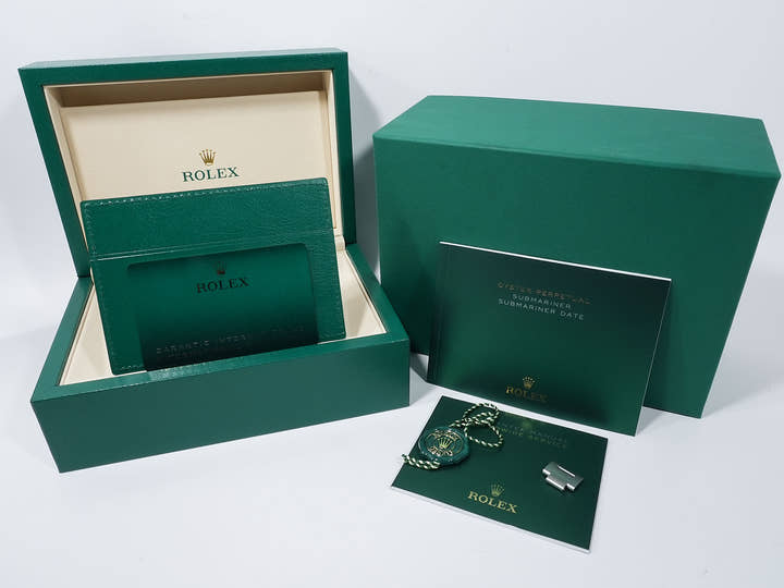 ロレックス サブマリーナー デイト Ref.126610LN ステンレススチール ブラック文字盤 未使用 7cekm563