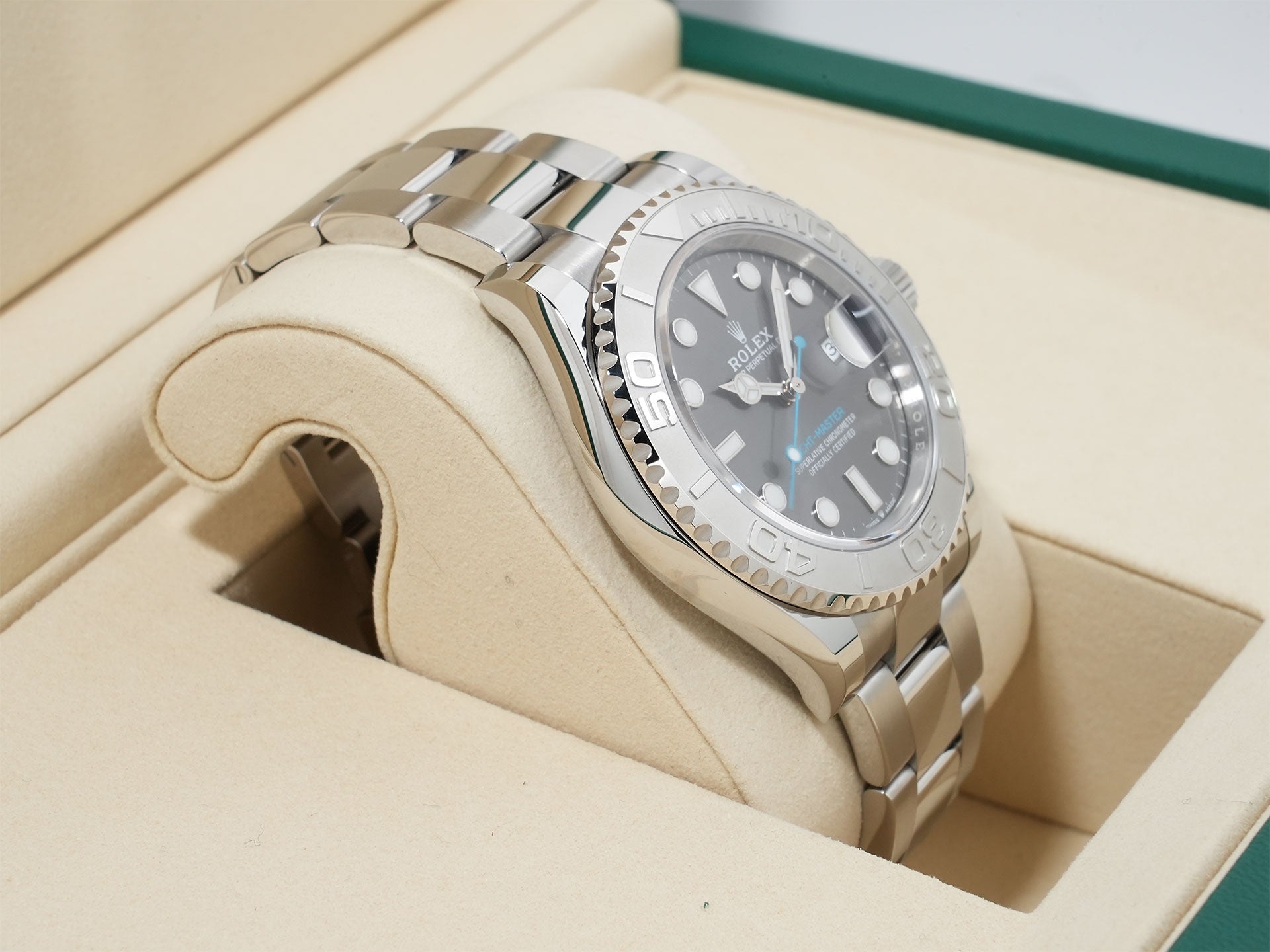 ロレックス ヨットマスター40 Ref.126622 ステンレススチール/プラチナ スレート文字盤 未使用 yehpuk35