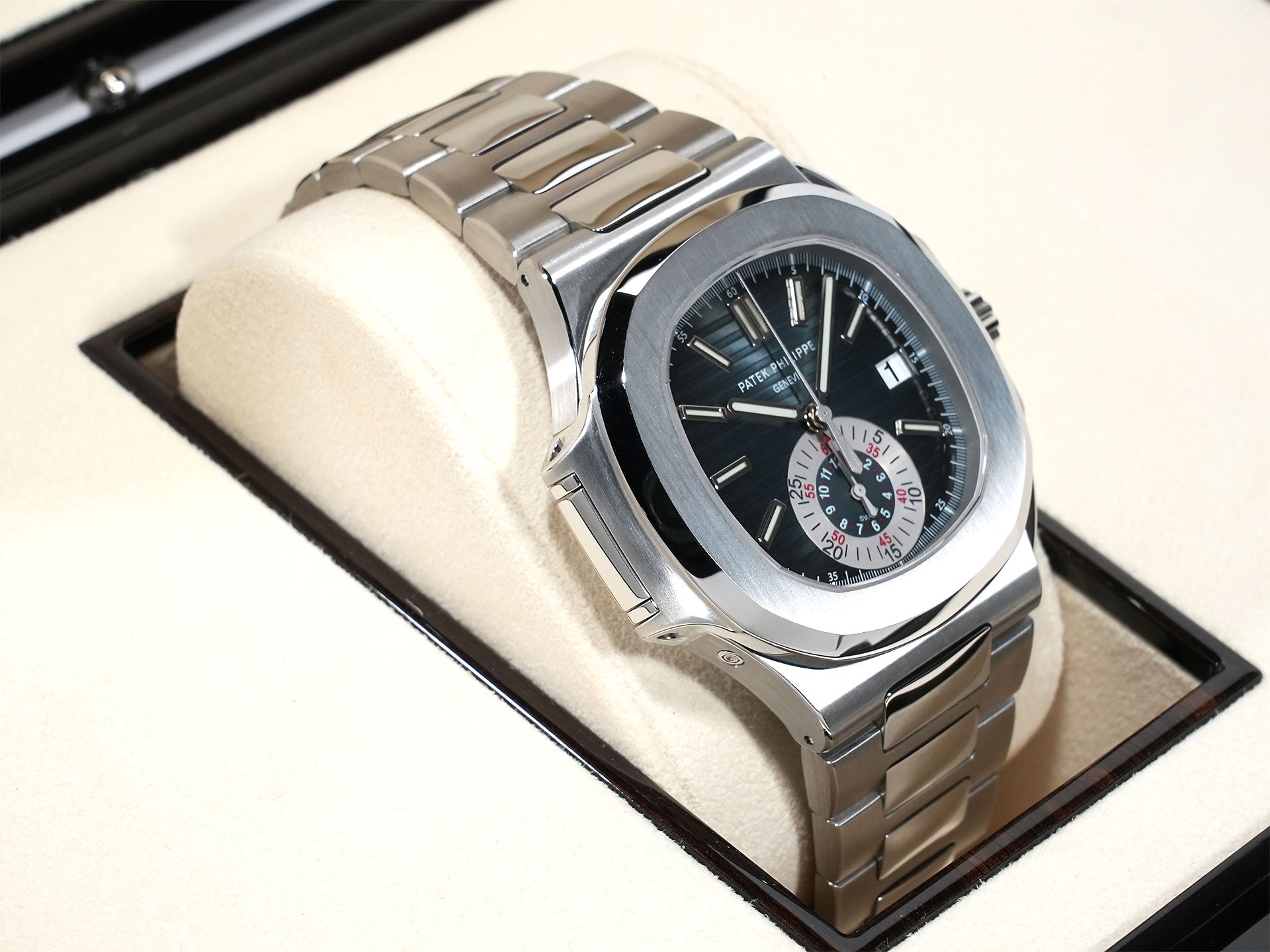 Patek Philippe Nautilus Chronograph Ref. 5980/1A-001 Stainless Steel Blue Dial Pre-owned yfjs2qy4