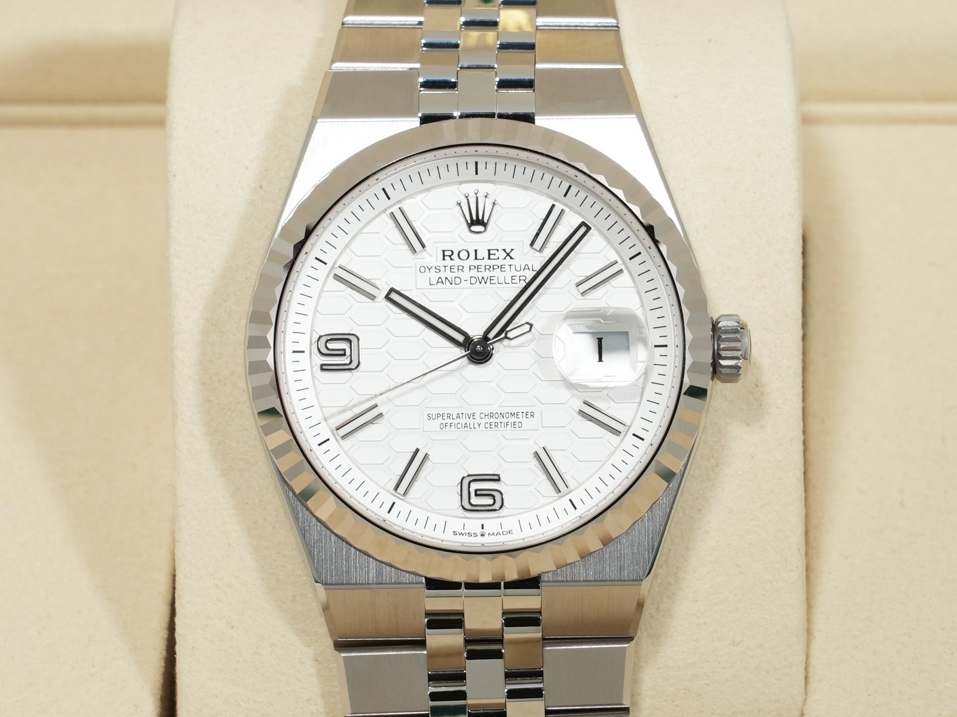 ロレックス ランドドゥエラー Ref.127234 ステンレススチール/ホワイトゴールド ホワイト文字盤 ジュビリーブレスレット 未使用 bbk5ev3r