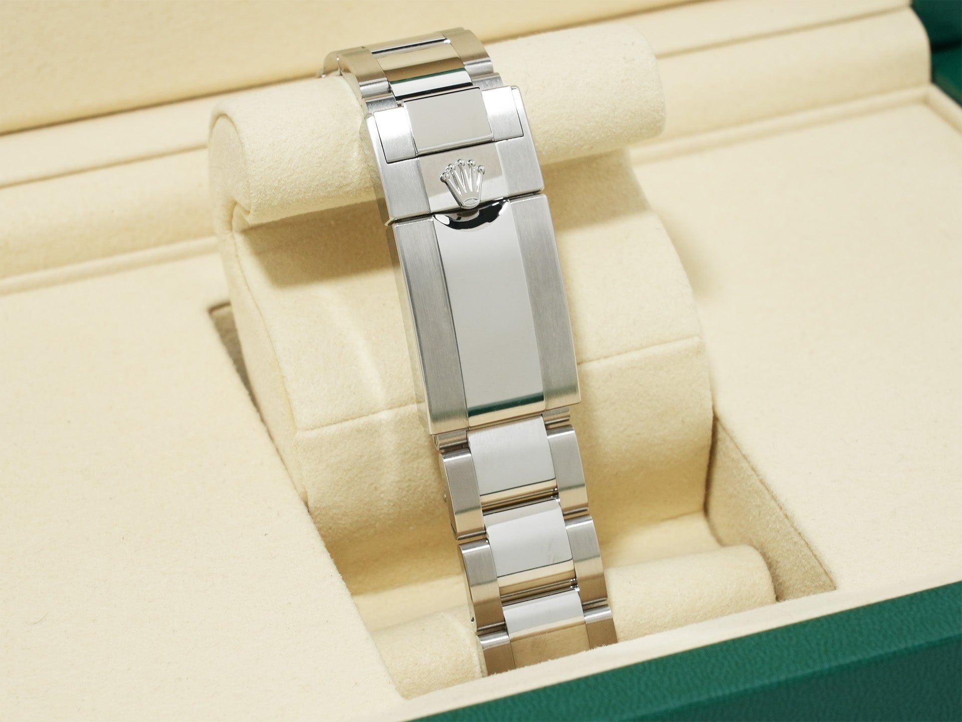 Rolex GMT-Master II Ref. 126710BLNR Stainless Steel Black Dial Oyster Bracelet Unused s86zutii