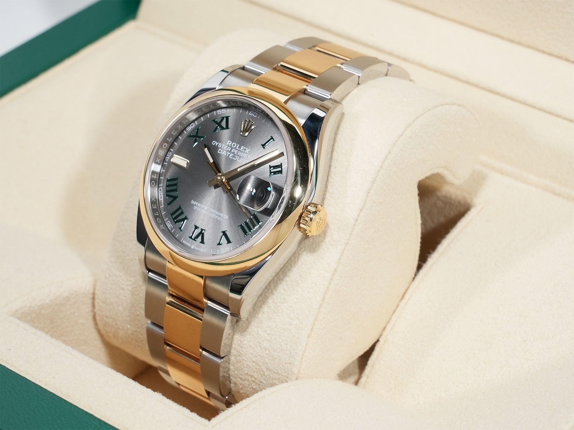 ロレックス デイトジャスト36 Ref.126203 ステンレススチール/イエローゴールド スレートローマン文字盤 オイスターブレスレット 中古 xafwm2st