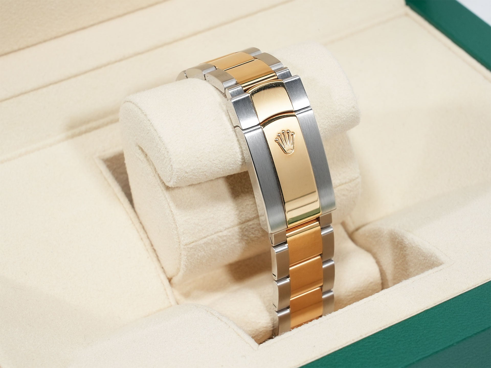 ロレックス デイトジャスト36 Ref.126203 ステンレススチール/イエローゴールド スレートローマン文字盤 オイスターブレスレット 中古 xafwm2st