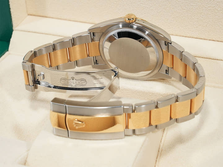 ロレックス デイトジャスト36 Ref.126203 ステンレススチール/イエローゴールド スレートローマン文字盤 オイスターブレスレット 中古 xafwm2st