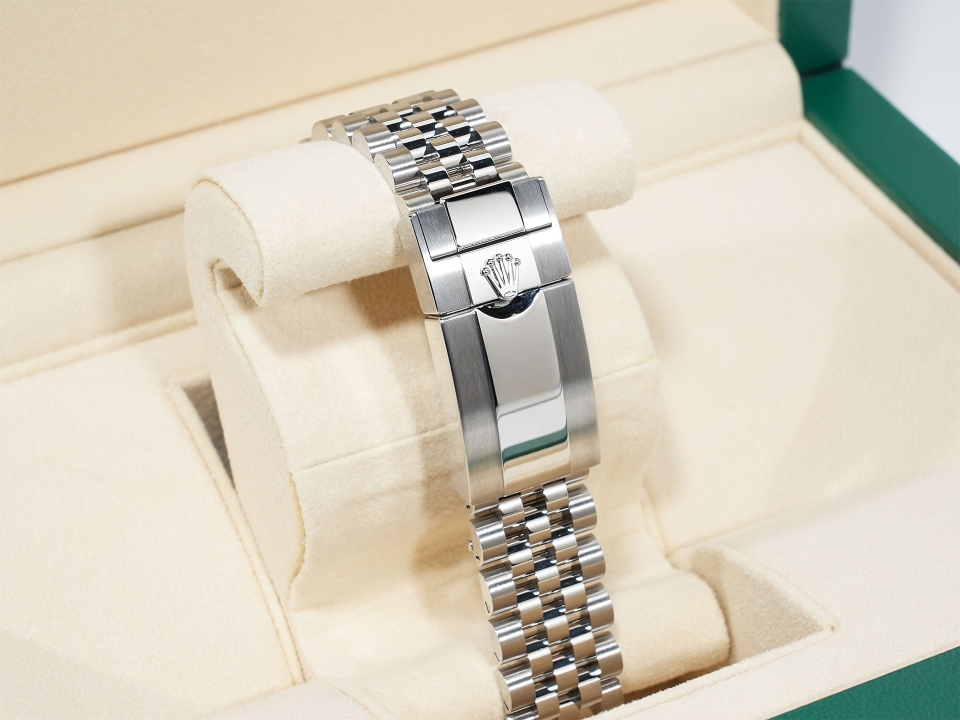 Rolex GMT-Master II Ref. 126710BLRO Stainless Steel with Black Dial and Jubilee Bracelet, Excellent Condition (9u67jche)