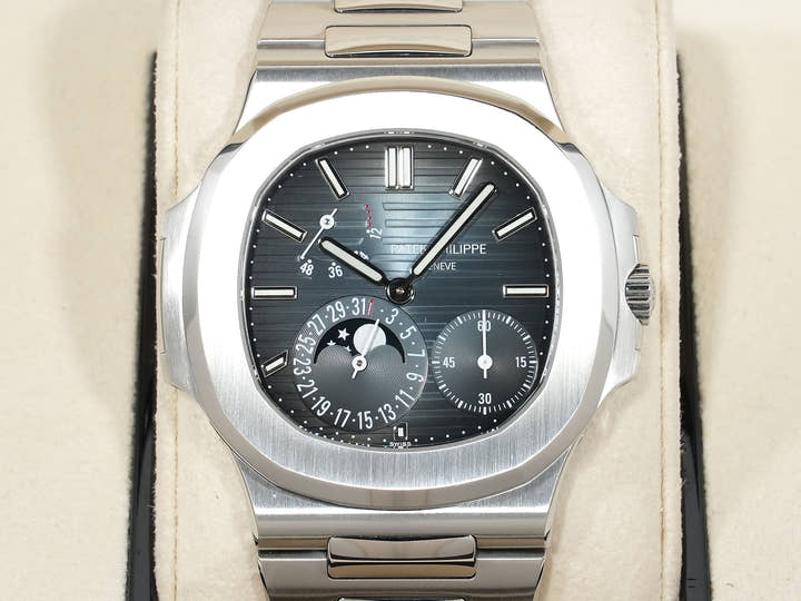 パテックフィリップ ノーチラス プチコンプリケーション Ref.5712/1A-001 ステンレススチール ブルー文字盤 美品 8bex5ua2