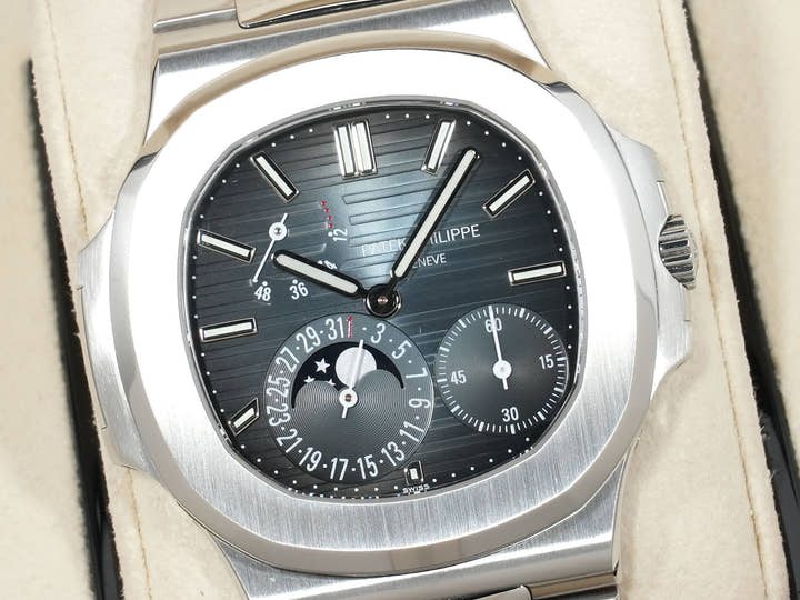 パテックフィリップ ノーチラス プチコンプリケーション Ref.5712/1A-001 ステンレススチール ブルー文字盤 美品 8bex5ua2