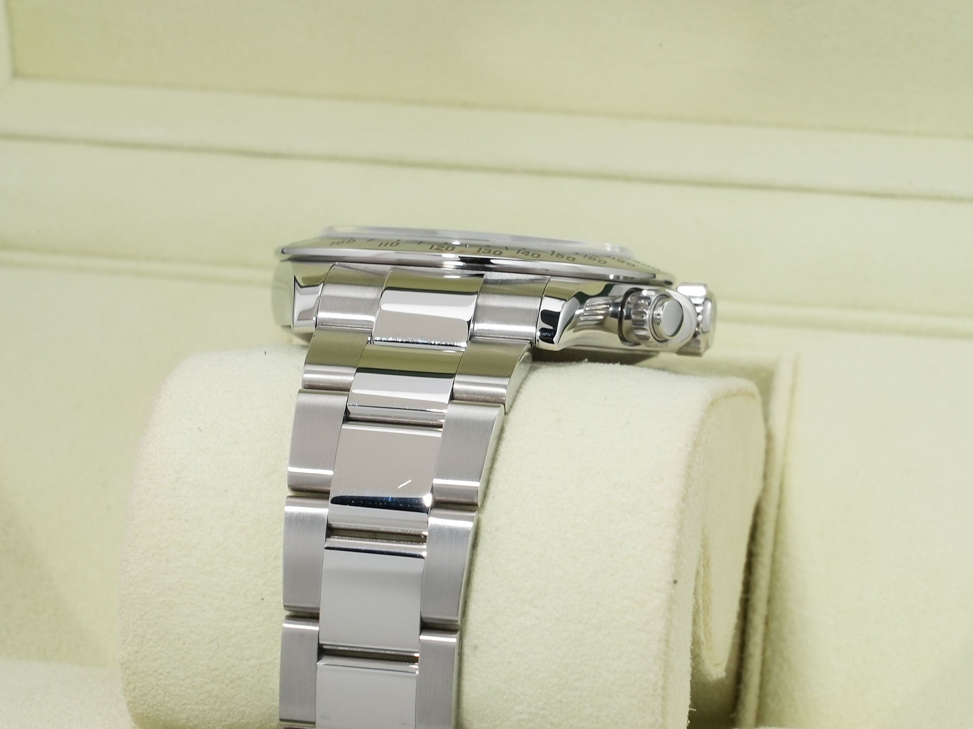 ロレックス デイトナ Ref.116520 ステンレススチール ブラック文字盤 中古 ed5k9ovq