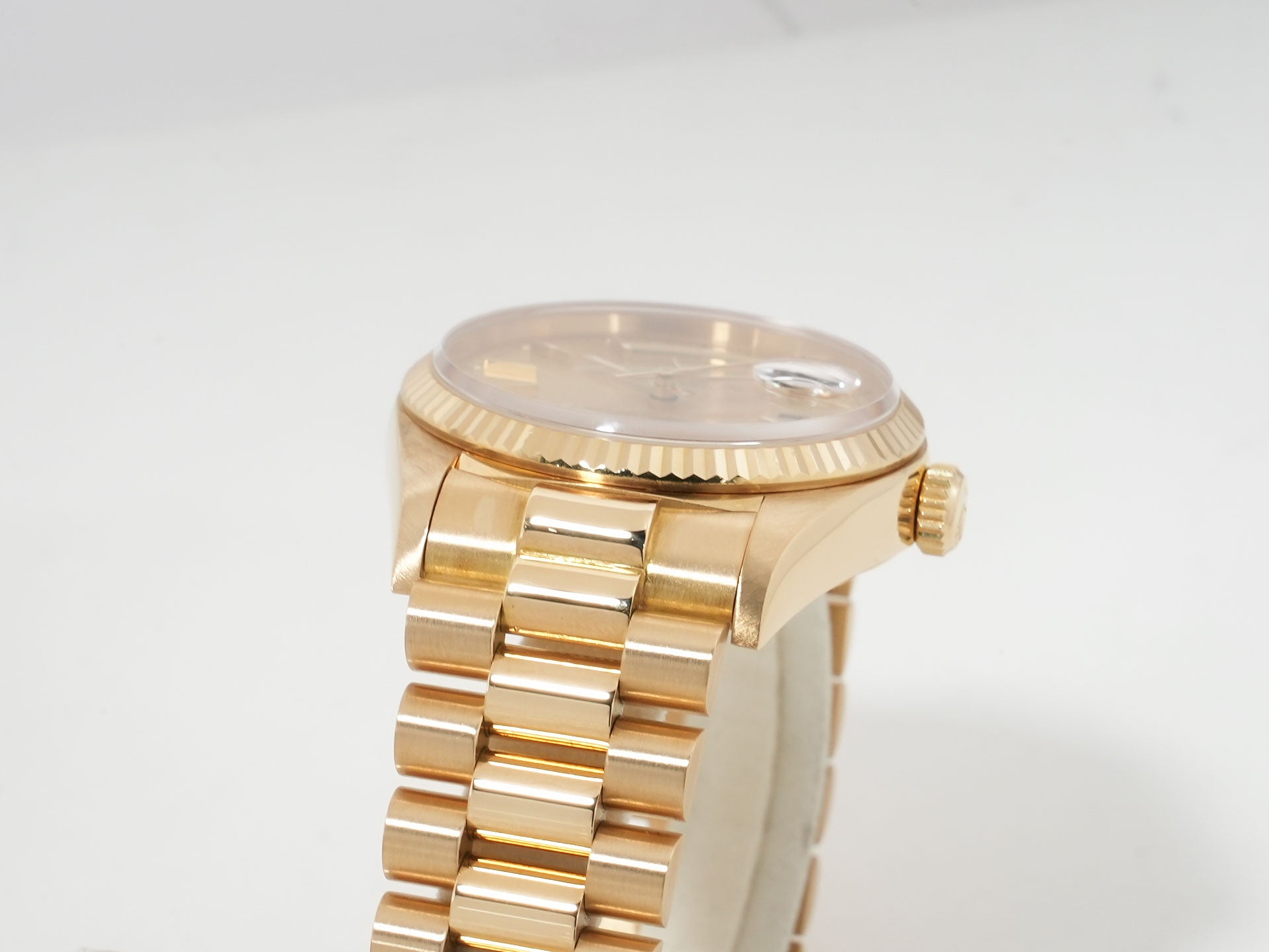 ロレックス デイデイト36 Ref.18038 イエローゴールド シャンパン文字盤 中古 9cw6xrsr