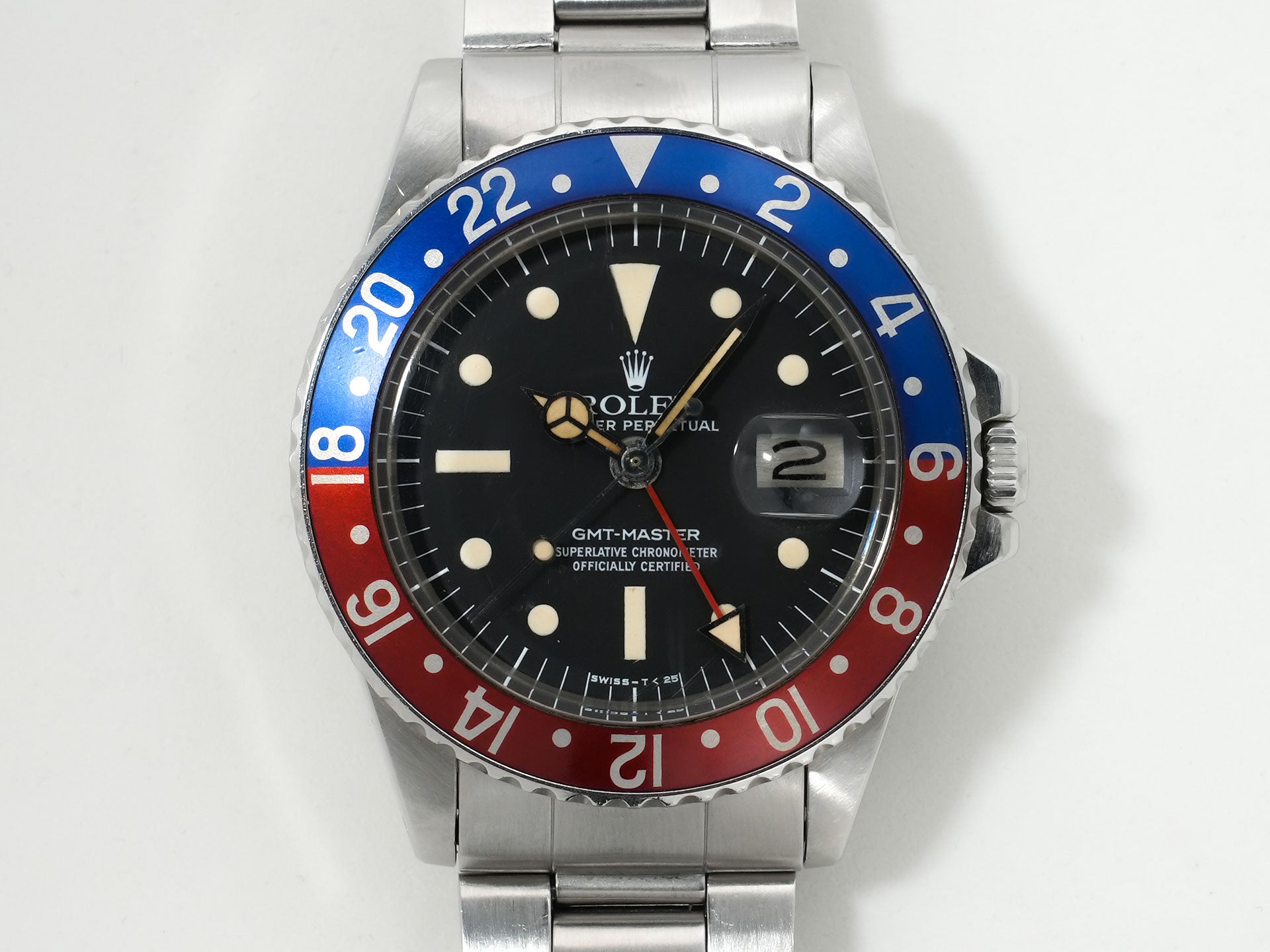 Pre-owned Rolex GMT-Master Ref. 1675 Stainless Steel Black Dial Oyster Bracelet q59taxh3