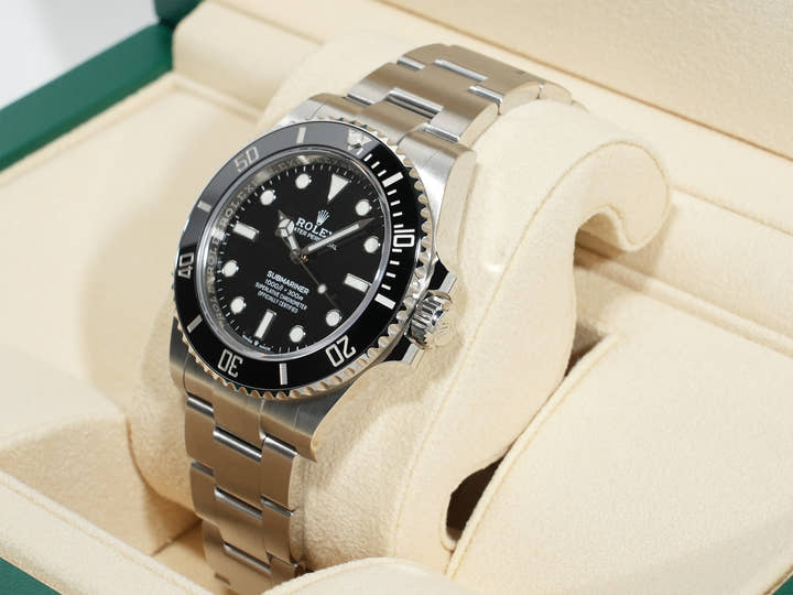 Rolex Submariner No Date Ref. 124060 Stainless Steel Black Dial Unused x6vbnx5r