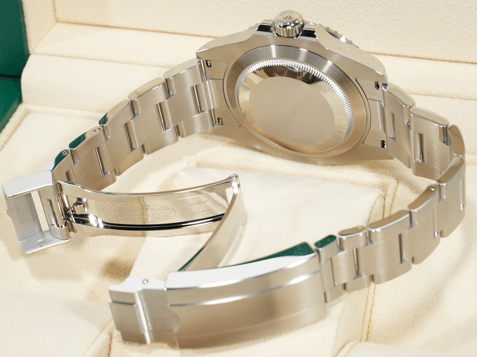 Rolex Submariner No Date Ref. 124060 Stainless Steel Black Dial Unused x6vbnx5r