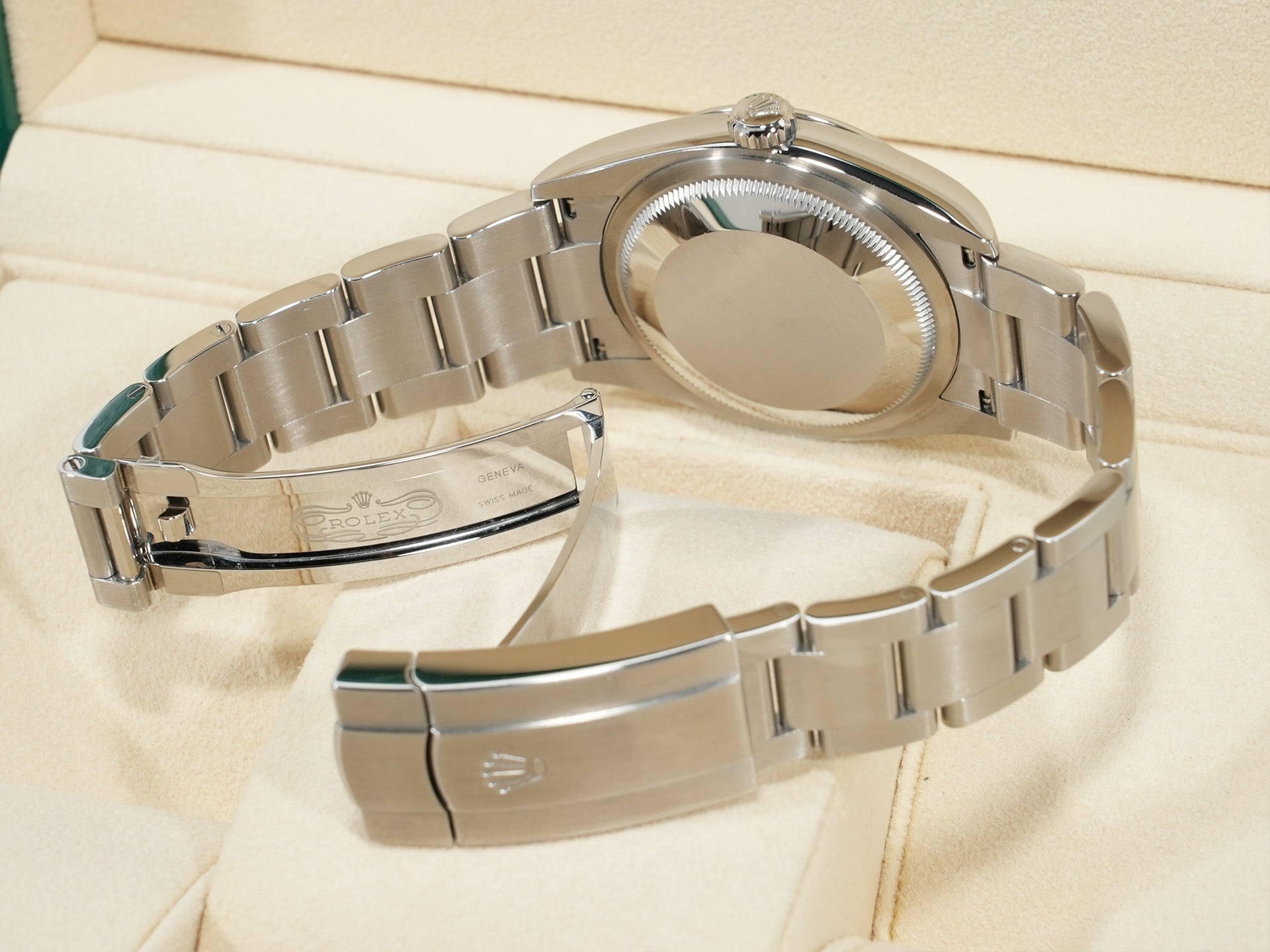 ロレックス オイスターパーペチュアル36 Ref.126000 ステンレススチール ターコイズ文字盤 中古 5wm3ws3y