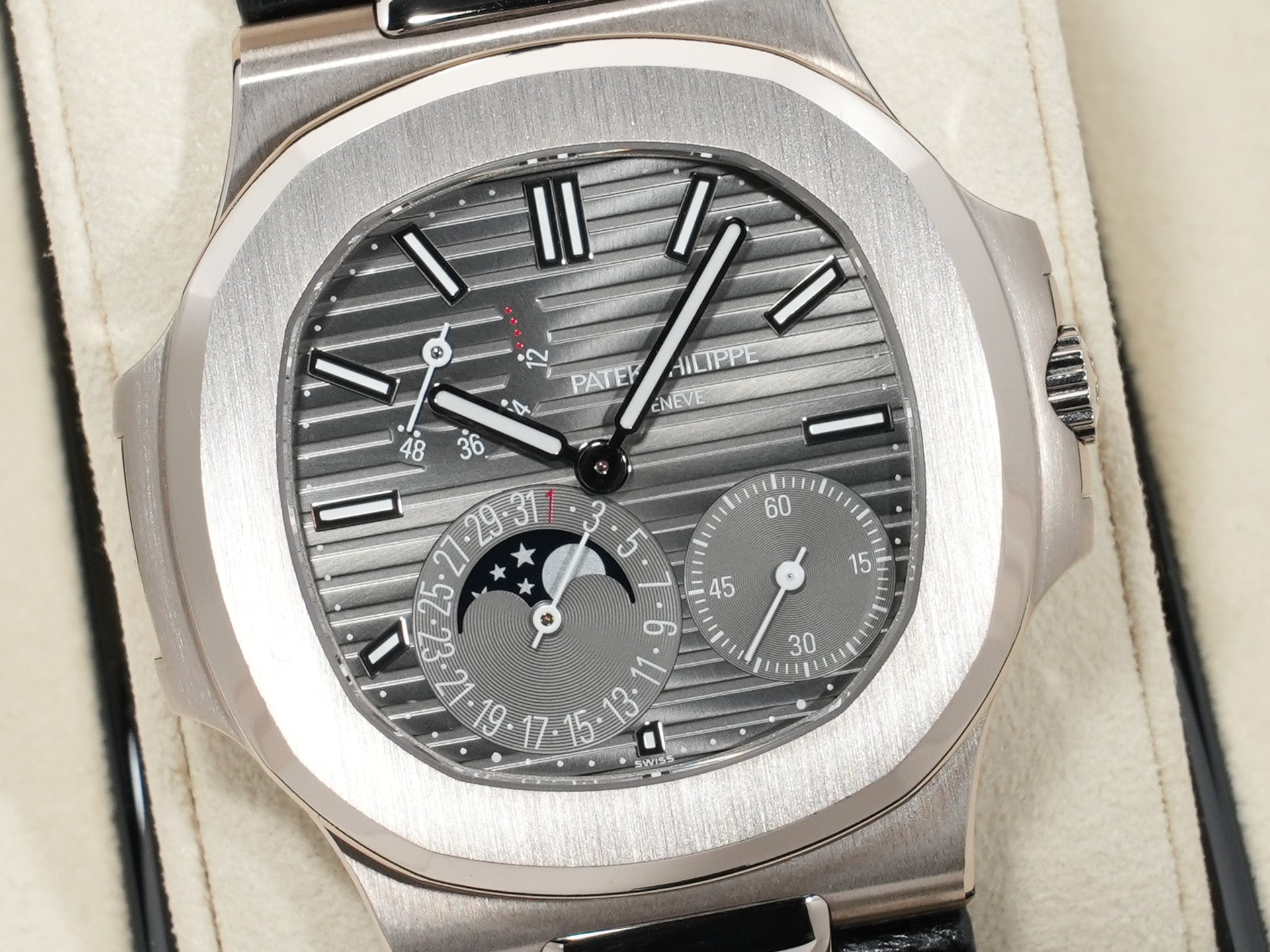 パテックフィリップ ノーチラス プチコンプリケーション Ref.5712G-001 ホワイトゴールド スレート文字盤 中古 5kn2vgsd