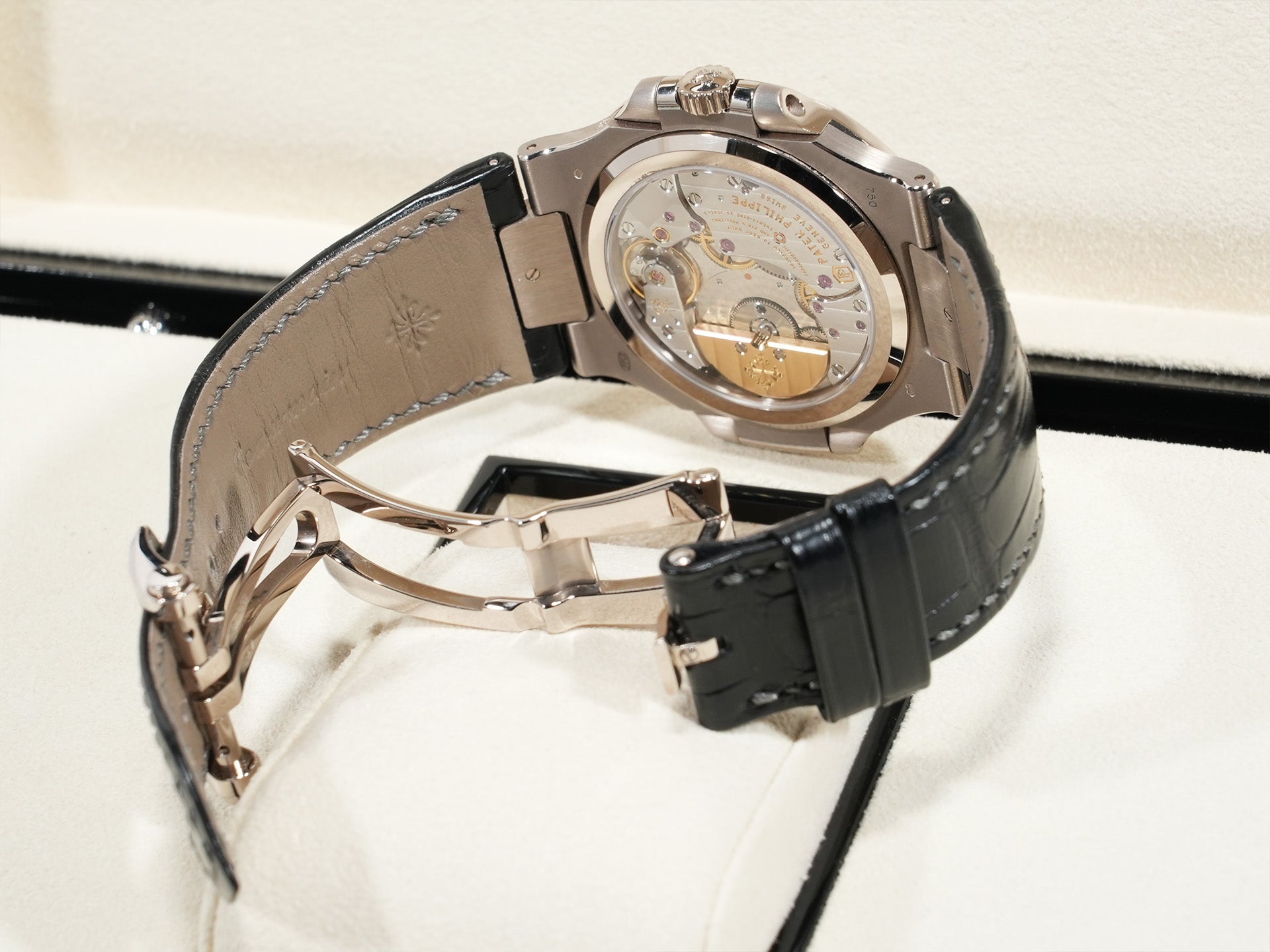 パテックフィリップ ノーチラス プチコンプリケーション Ref.5712G-001 ホワイトゴールド スレート文字盤 中古 5kn2vgsd