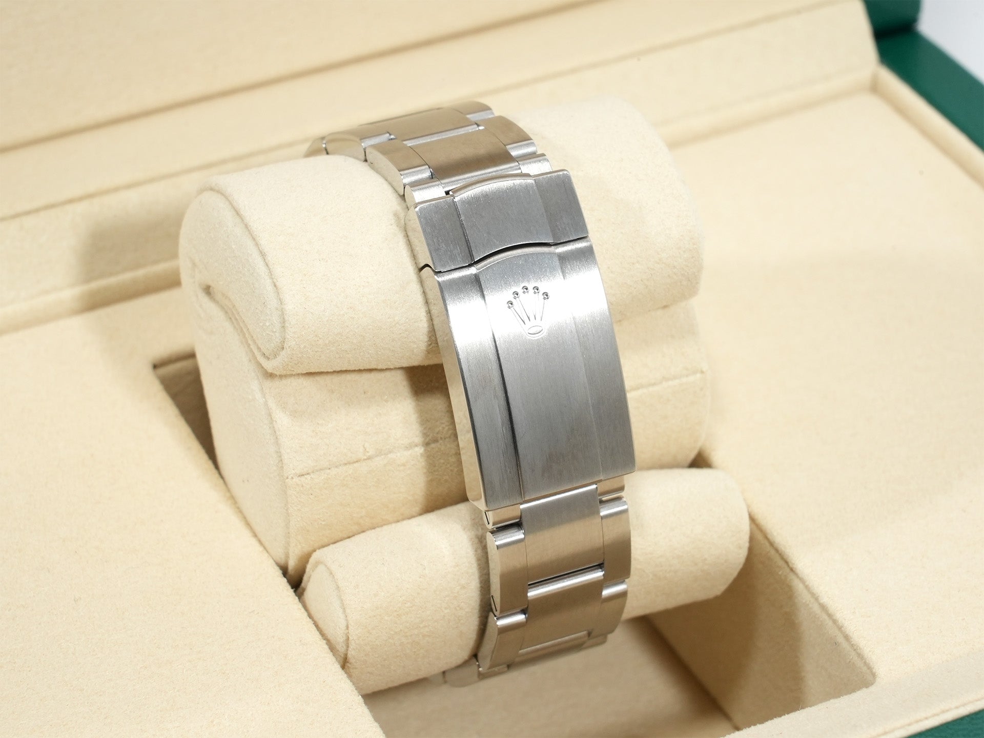 ロレックス オイスターパーペチュアル36 Ref.126000 ステンレススチール ラベンダー文字盤 未使用 ktwu73nx