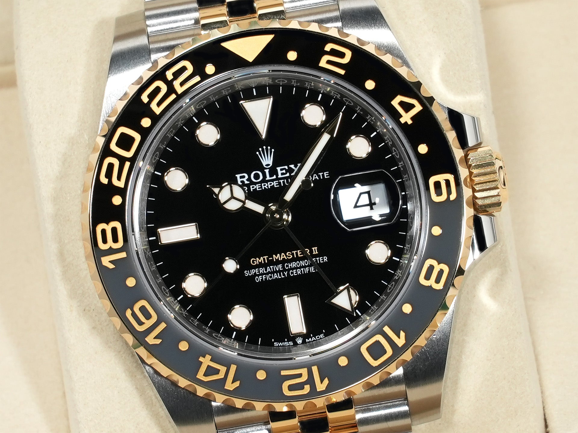 Rolex GMT-Master II Ref. 126713GRNR Stainless Steel/Yellow Gold Black Dial Jubilee Bracelet Unused 595syhgu
