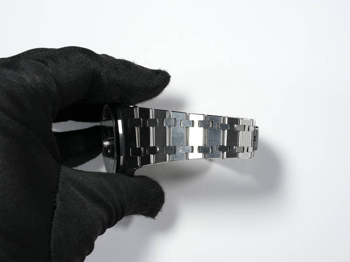 Audemars Piguet Royal Oak Ref. 14790ST.OO.0789ST.09 Stainless Steel Dark Blue Dial Excellent Condition jinrcer5