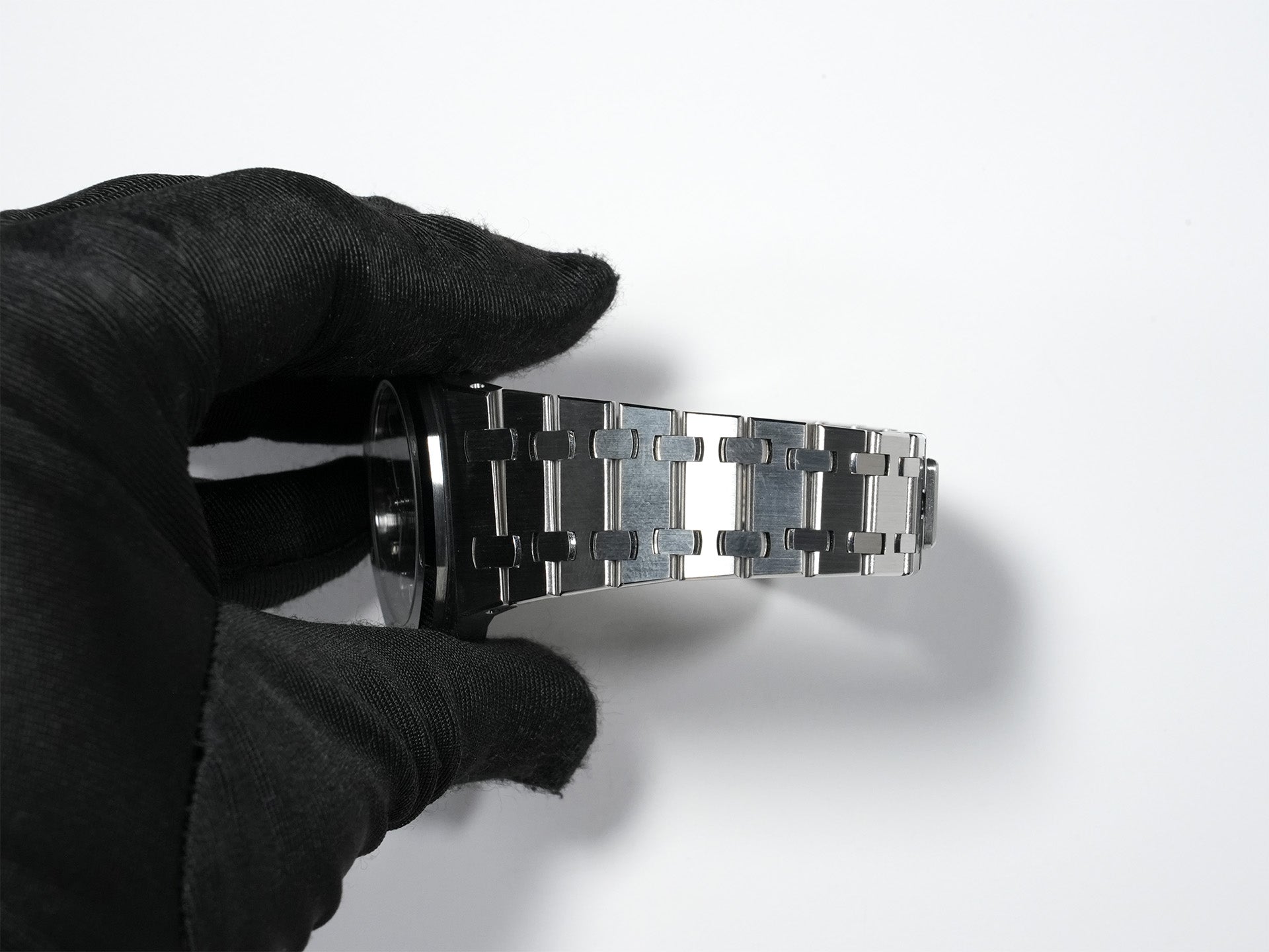 Audemars Piguet Royal Oak Ref. 14790ST.OO.0789ST.09 Stainless Steel Dark Blue Dial Excellent Condition jinrcer5