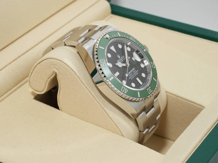 ロレックス サブマリーナー デイト Ref.126610LV ステンレススチール ブラック文字盤 未使用 tpgby8yp