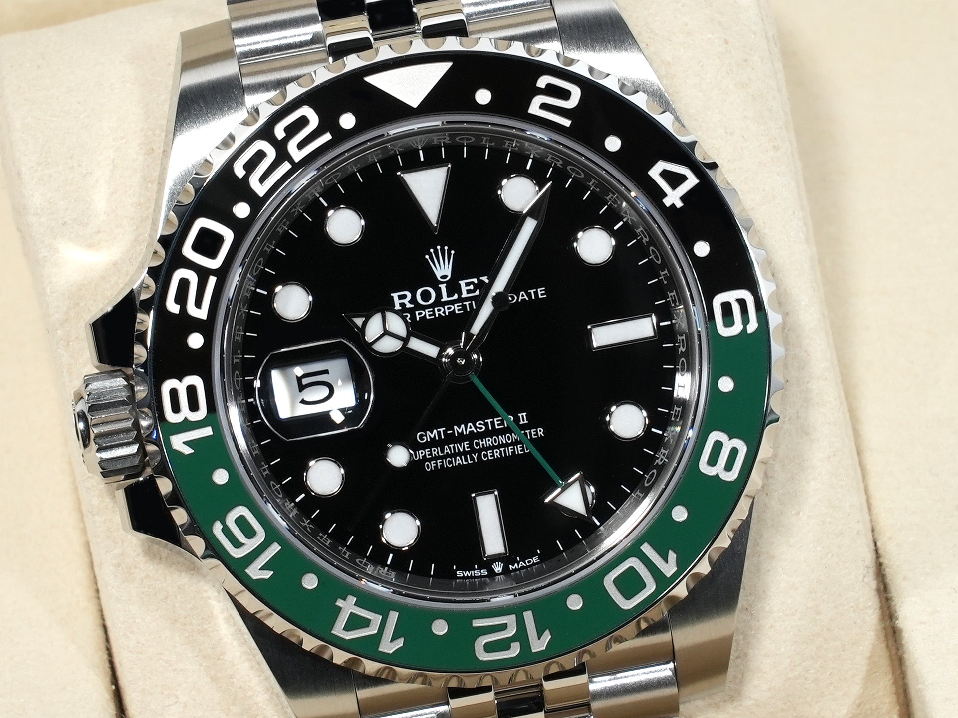 Rolex GMT-Master II Ref. 126720VTNR Stainless Steel Black Dial Jubilee Bracelet Unused 4pwgg95a