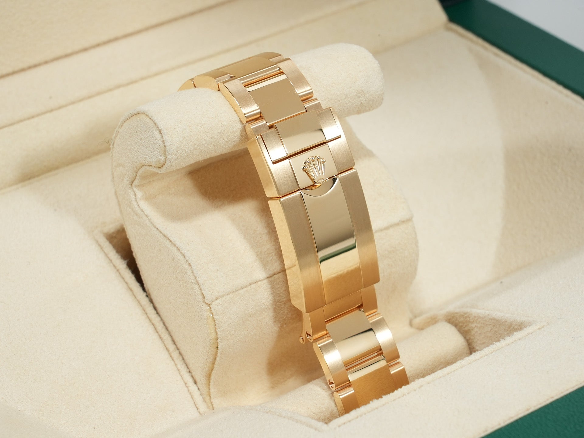 ロレックス デイトナ Ref.126508 イエローゴールド ゴールデンxブライトブラック文字盤 未使用 vtowayu5