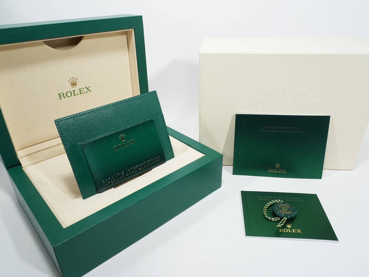 ロレックス デイトナ Ref.126508 イエローゴールド ゴールデンxブライトブラック文字盤 未使用 vtowayu5