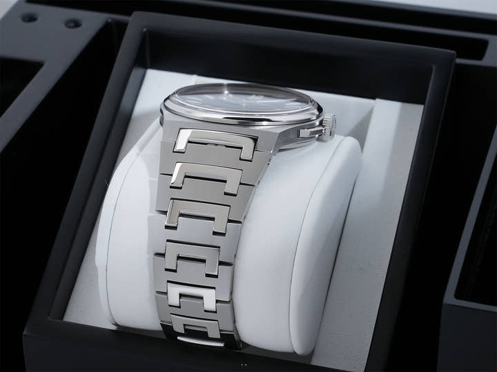 チャペック アンタークティック パサージュ ドゥ ドレーク Ref.- ステンレススチール ディープブルー文字盤 美品 oxphfojt