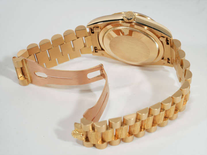 ロレックス デイデイト Ref.18248 イエローゴールド シャンパンゴールド文字盤 中古 5vgtxhhd