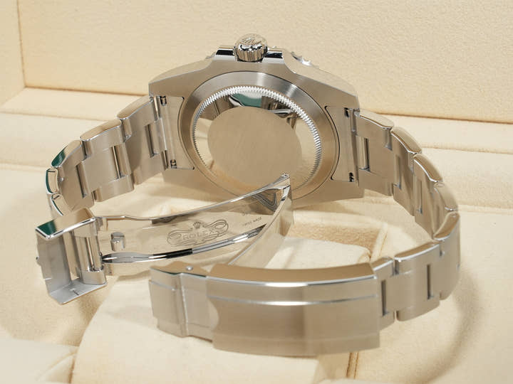 ロレックス サブマリーナー デイト Ref.116610LV ステンレススチール グリーン文字盤 未使用 scugypsy