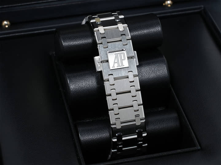 オーデマピゲ ロイヤルオーク ジャンボ エクストラ シン Ref.15202ST.OO.1240ST.01 ステンレススチール ブルー文字盤 極美品 e54twpmj