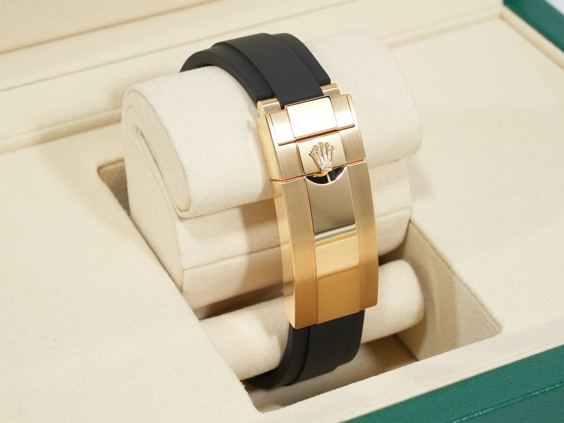 ロレックス デイトナ Ref.126518LN イエローゴールド ゴールデンxブライトブラック文字盤 未使用 xfysrc8t