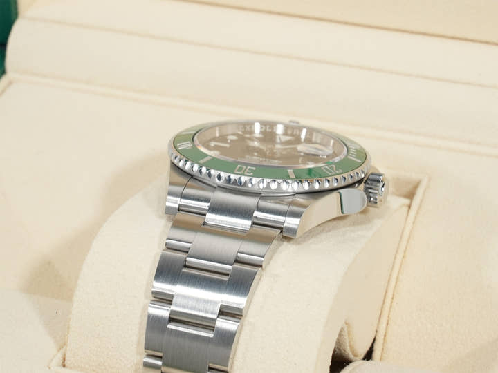 ロレックス サブマリーナー デイト Ref.126610LV ステンレススチール ブラック文字盤 美品 4gw83m65