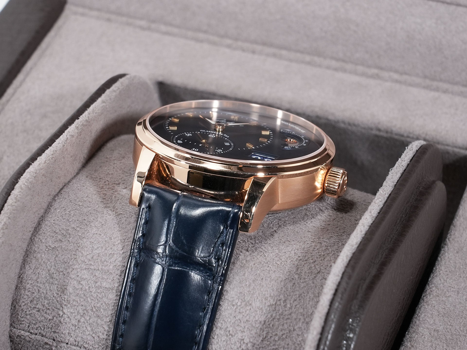 グラスヒュッテオリジナル パナマティック ルナ Ref.1-90-02-11-35-61 レッドゴールド ブルー文字盤 中古 jufxy2ab