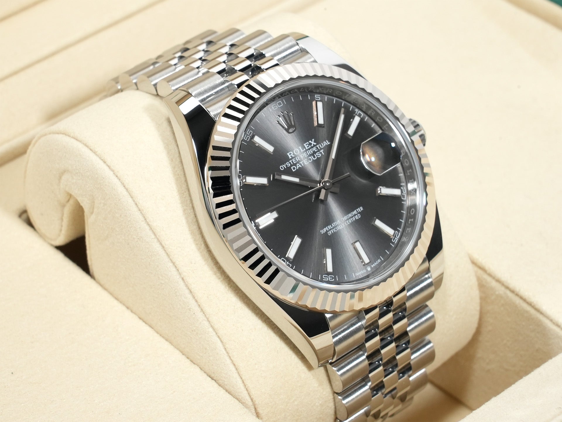 Rolex Datejust 41 Ref. 126334 Stainless Steel/White Gold Slate Dial Jubilee Bracelet Unused xov9ucym
