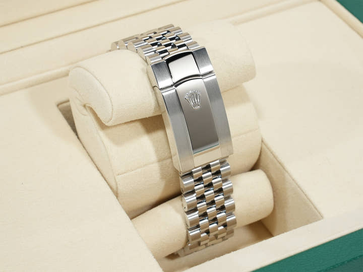 Rolex Datejust 41 Ref. 126334 Stainless Steel/White Gold Slate Dial Jubilee Bracelet Unused xov9ucym