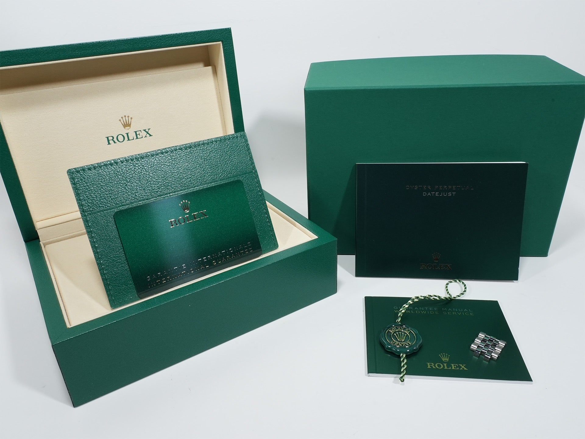 Rolex Datejust 41 Ref. 126334 Stainless Steel/White Gold Slate Dial Jubilee Bracelet Unused xov9ucym