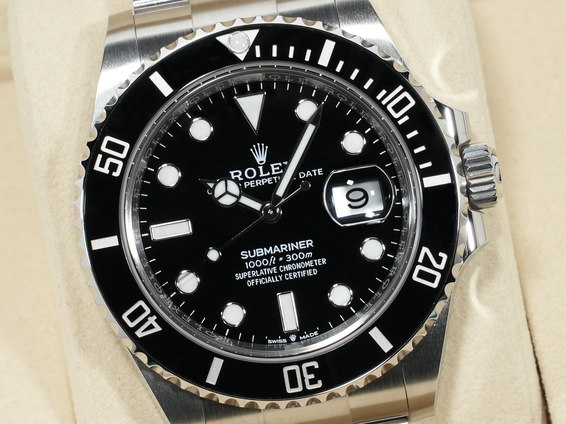 Rolex Submariner Date Ref. 126610LN Stainless Steel Black Dial Unused vjb4xgh3