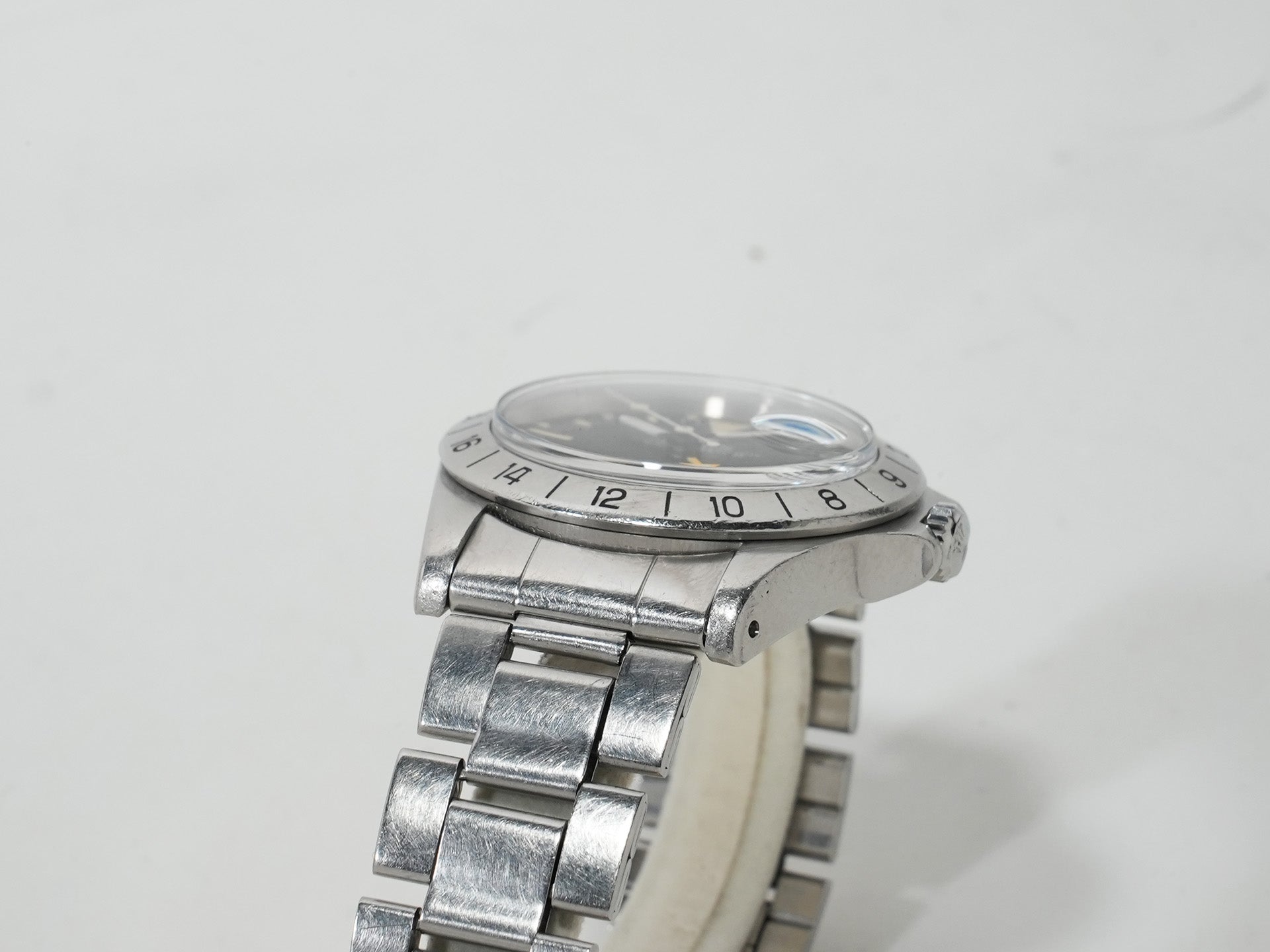 Pre-owned Rolex Explorer II Ref. 1655 Stainless Steel Black Dial Oyster Bracelet mdct9y62