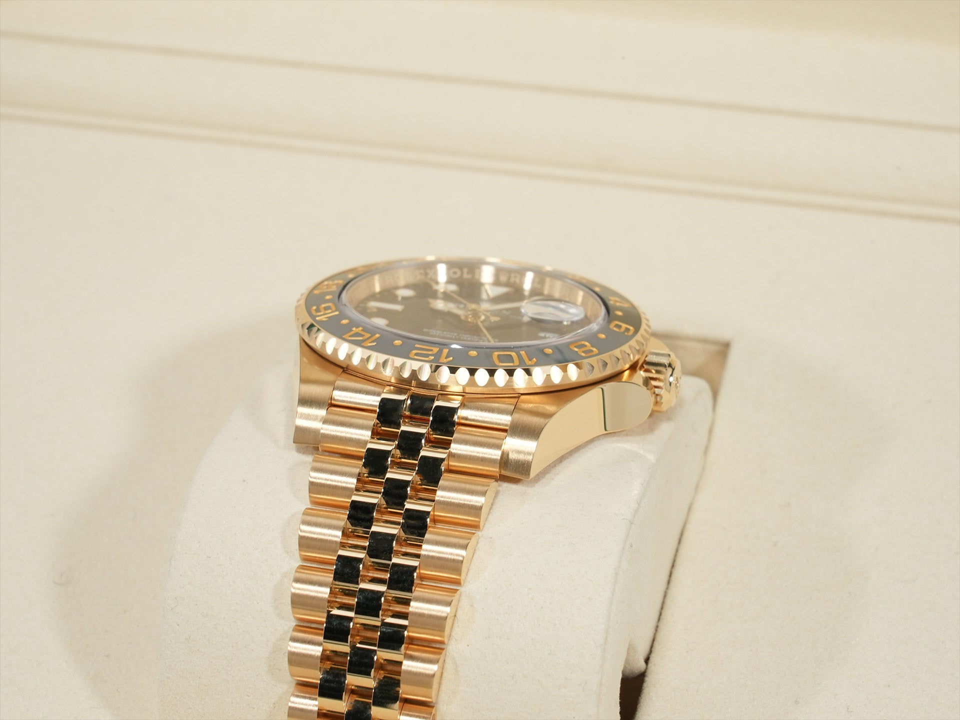ロレックス GMTマスターII Ref.126718GRNR イエローゴールド ブラック文字盤 ジュビリーブレスレット 美品 w732kwq7