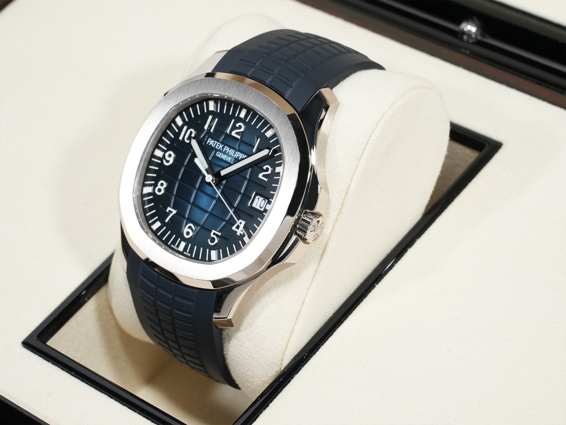 パテックフィリップ アクアノート Ref.5168G-001 ホワイトゴールド ミッドナイトブルー文字盤 中古 6fgadyjf