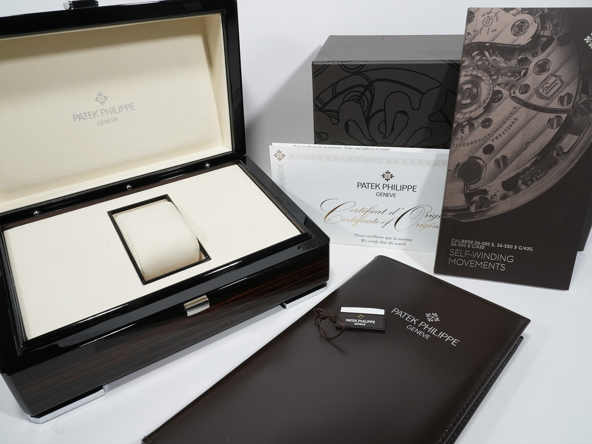 パテックフィリップ アクアノート Ref.5168G-001 ホワイトゴールド ミッドナイトブルー文字盤 中古 6fgadyjf