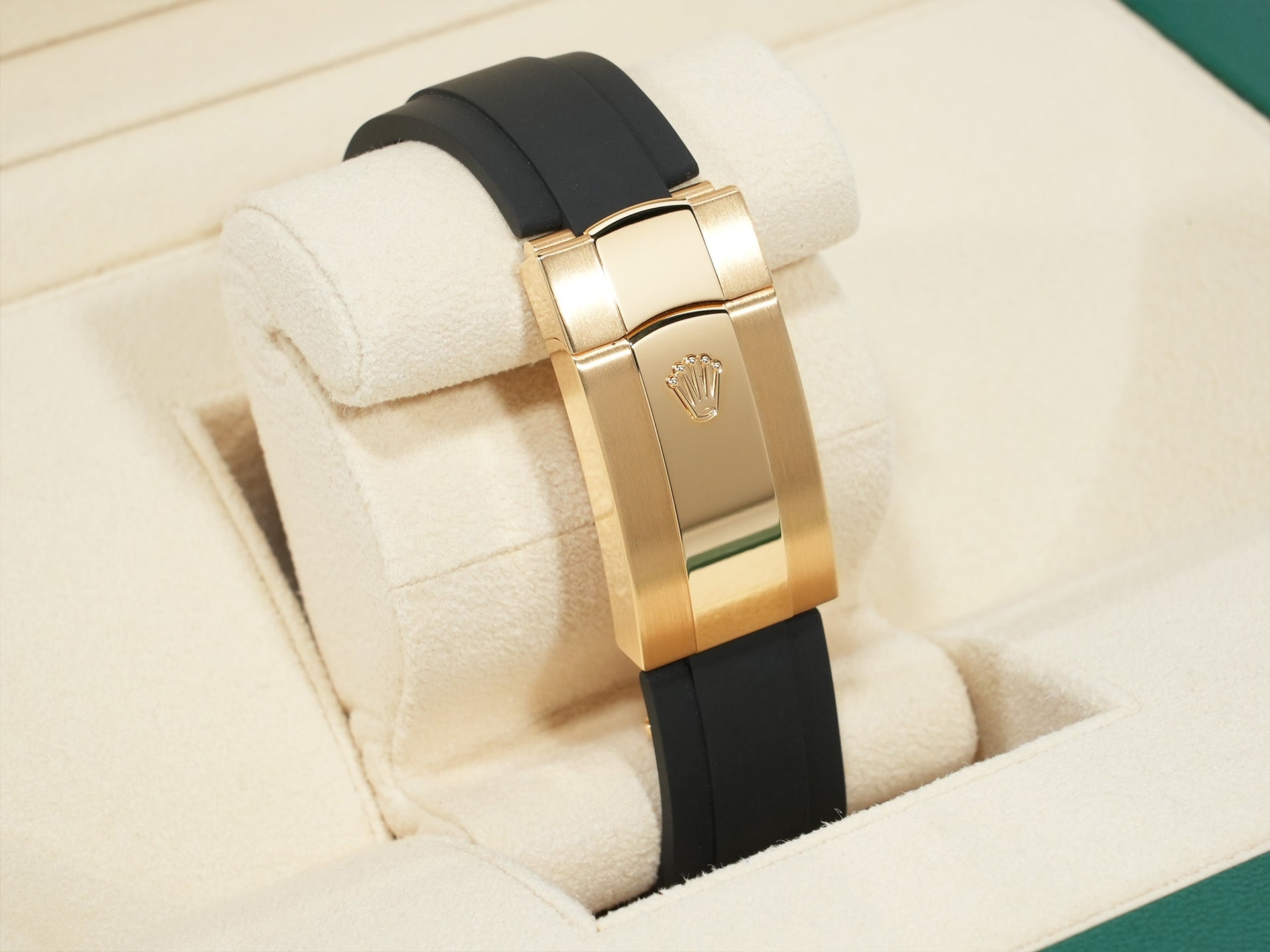 ロレックス スカイドゥエラー Ref.336238 イエローゴールド ブラック文字盤 未使用 myxy66p6