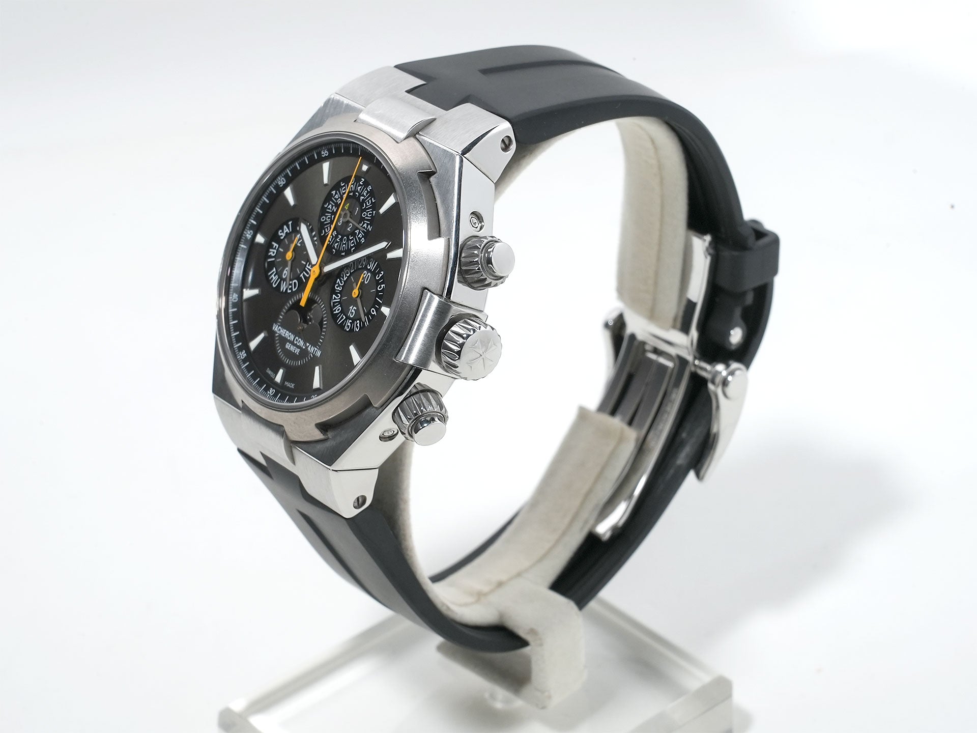 ヴァシュロンコンスタンタン オーヴァーシーズ パーペチュアルカレンダー クロノグラフ Ref.49020/000W-9656 ステンレススチール グレー文字盤 中古 v3zsop3a