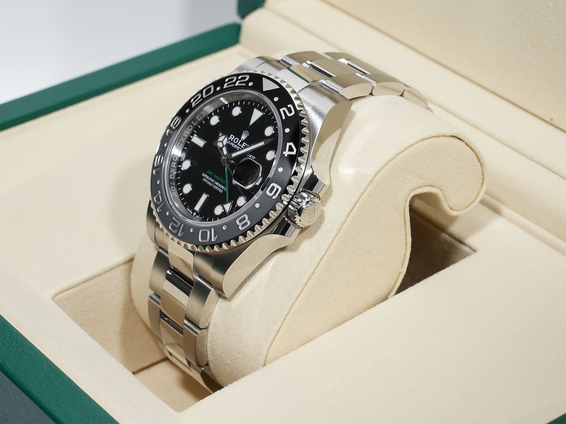 Rolex GMT-Master II Ref. 126710GRNR Stainless Steel Black Dial Oyster Bracelet Unused djenpgm3