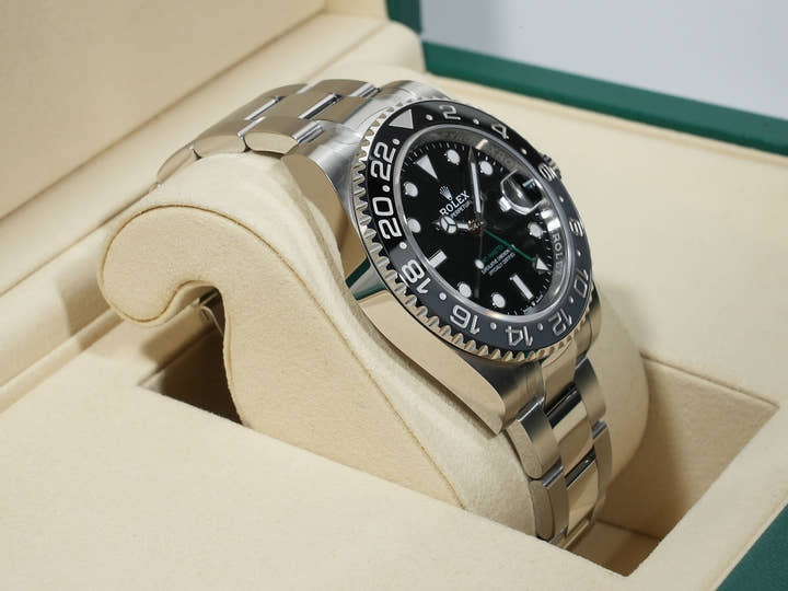 Rolex GMT-Master II Ref. 126710GRNR Stainless Steel Black Dial Oyster Bracelet Unused qsf495se